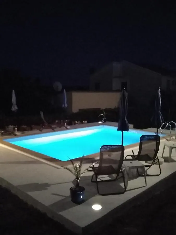 Apartment Bella Ližnjan